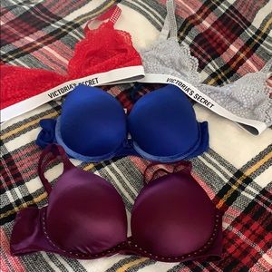 Victoria’s Secret bra bundle